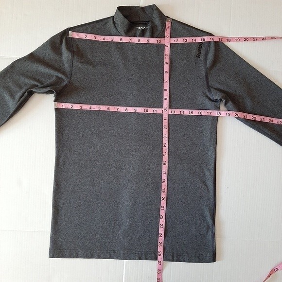 Reebok Play Warm Mock Neck Activewear Top Layer Grey Running Workout Size M - Picture 7 of 13